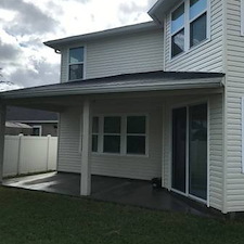 Pressure-washing-exterior-cleaning-Lakewood-ranch 1