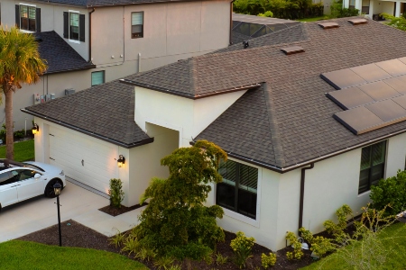 Roof Cleaning Service Image